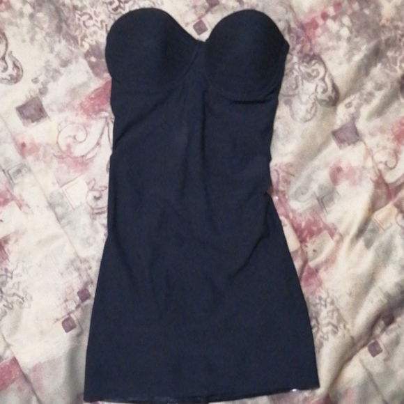 Shapewear - Picture 1 of 5
